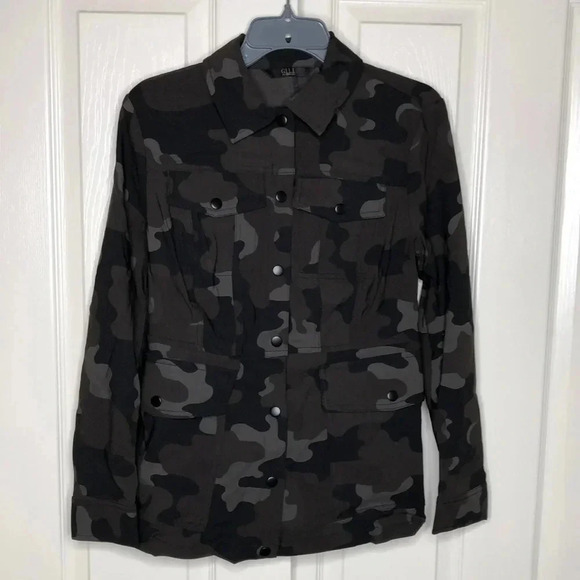 G.I.L.I. Jackets & Blazers - G.I.L.I. Camo Printed Anorak Jacket